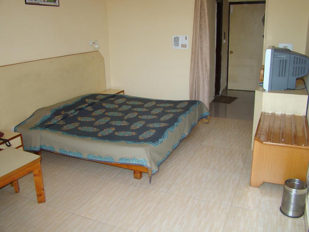 Munish Resorts Mandi Room photo