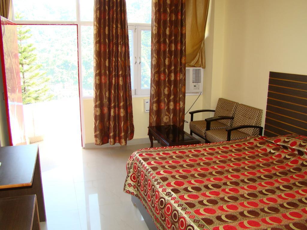 Munish Resorts Mandi Room photo